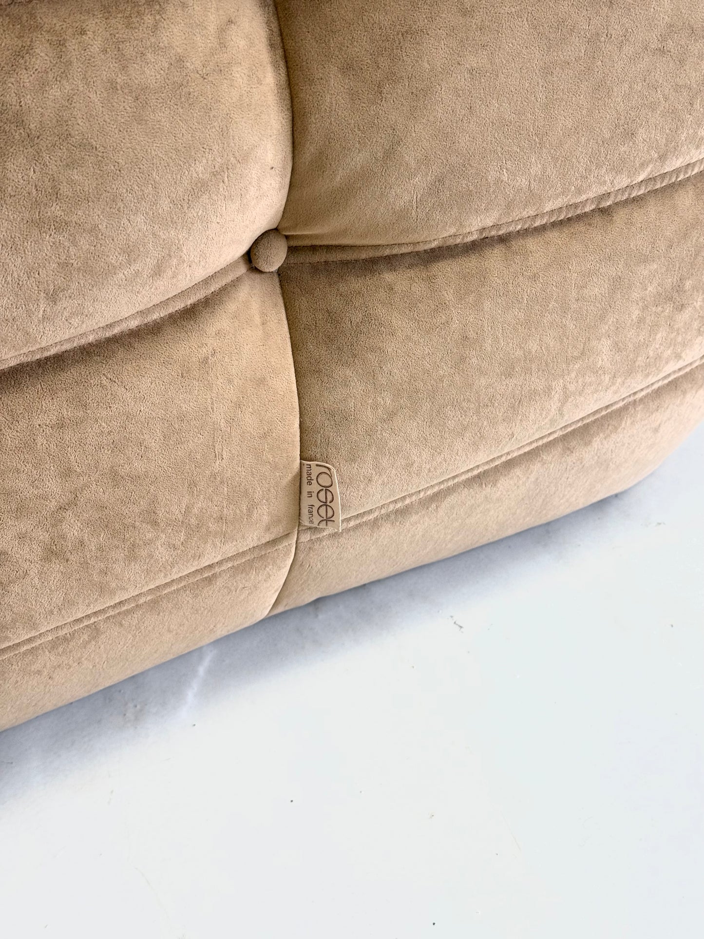 Beige Ligne Roset togo 2-zit bank