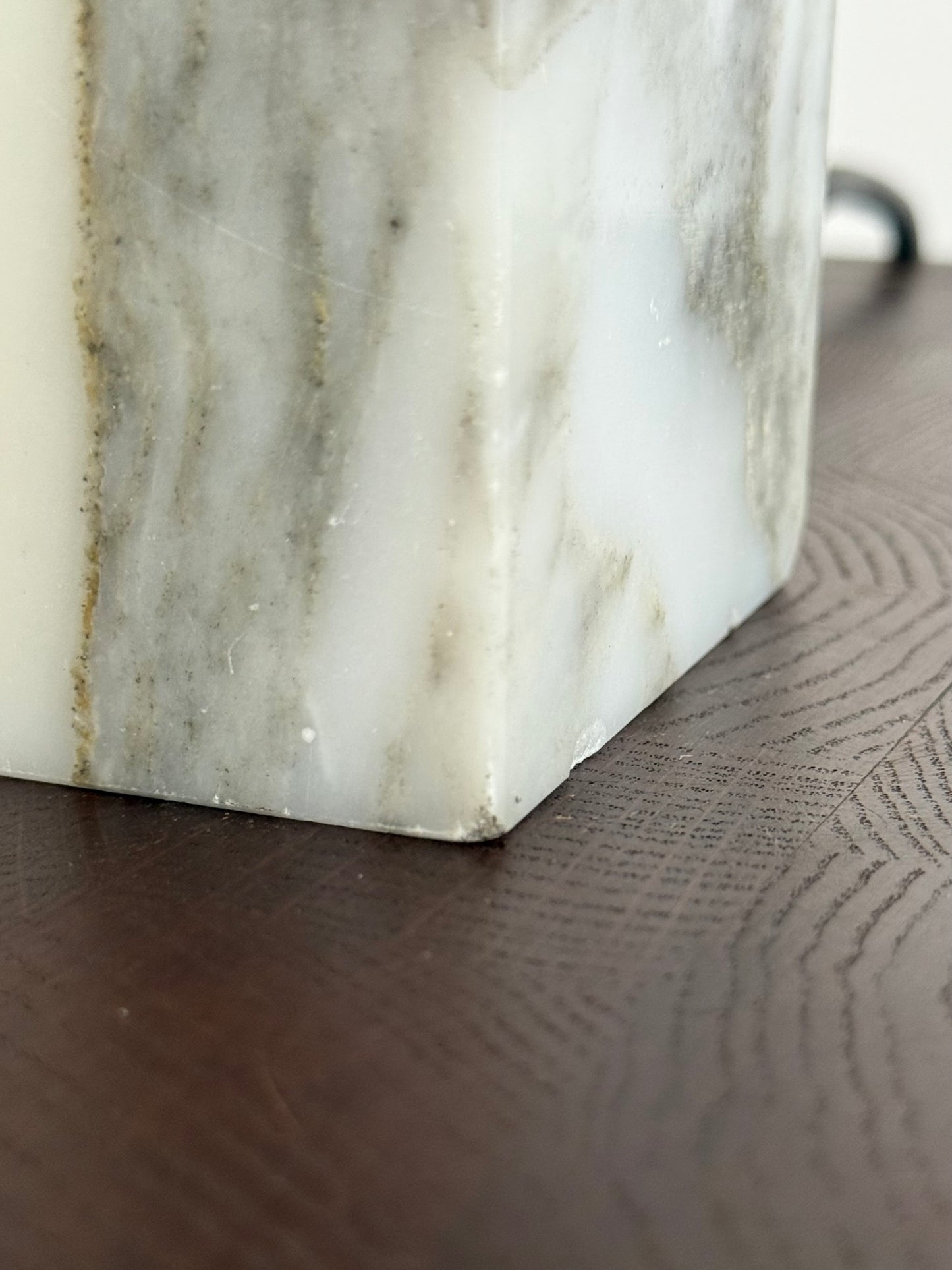 Vintage marmeren tafellamp met linnen kap