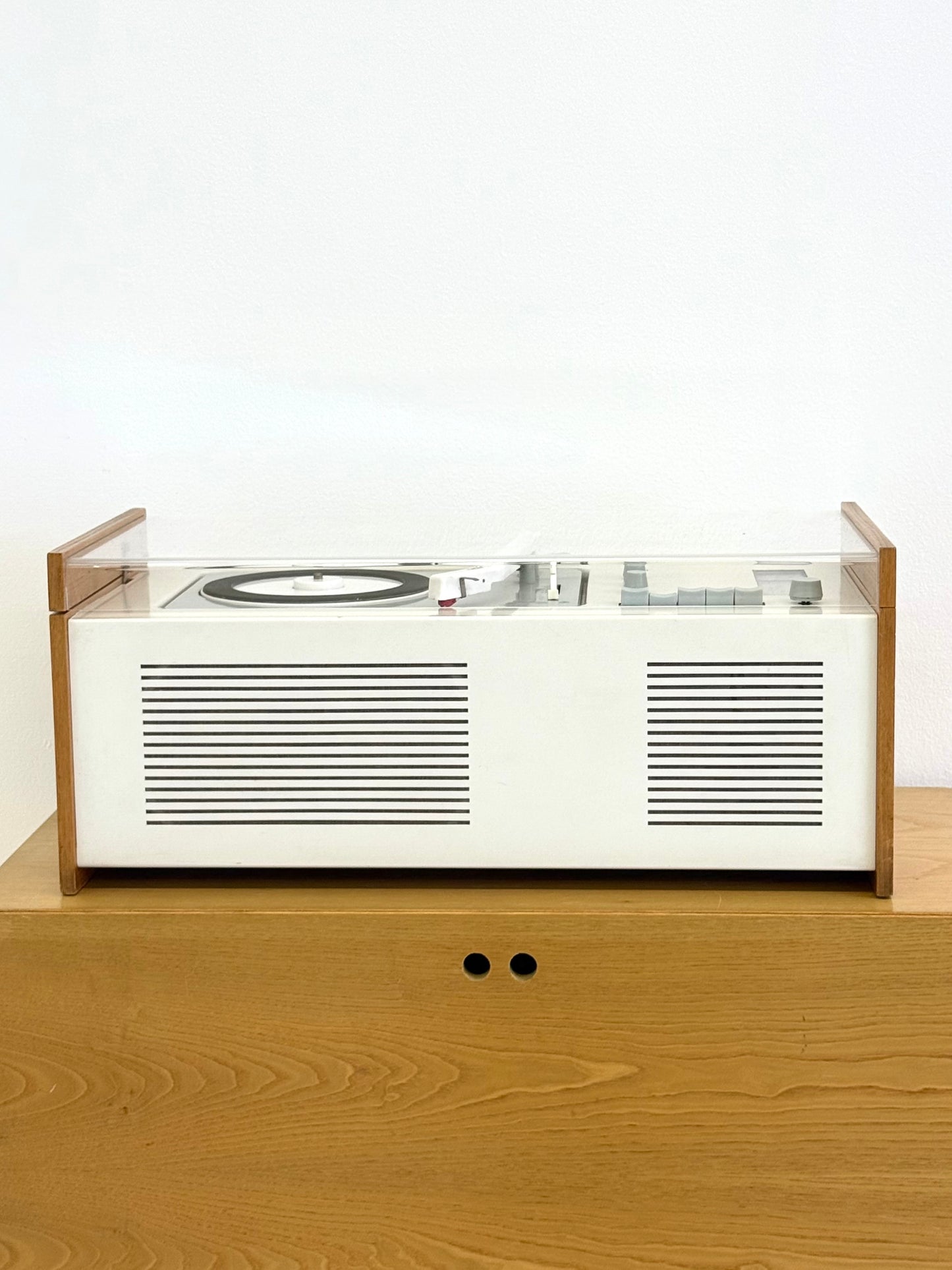 Braun SK6 Radio Platenspeler door Dieter Rams & Hans Gugelot 1961