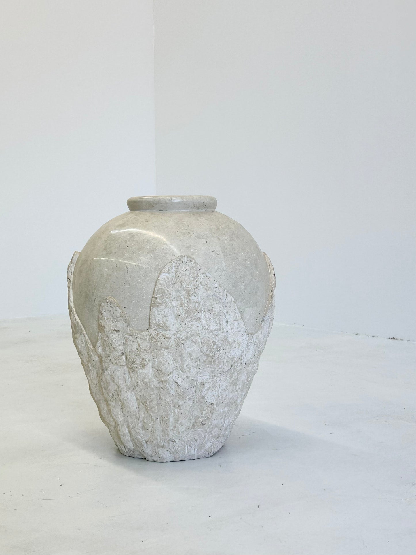 Grote vintage Mactan steen tessellated vloer vaas