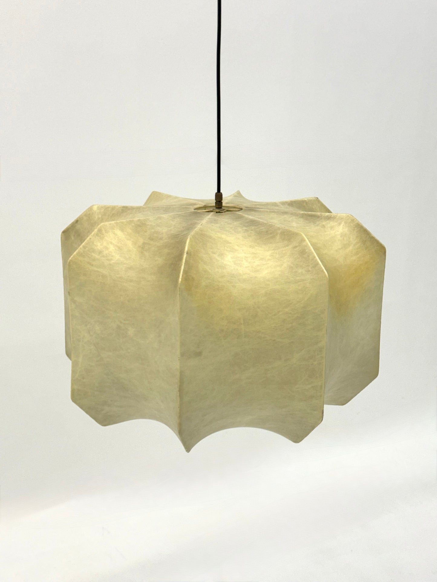 Achille & Pier Giacomo Castiglioni Cocoon hanglamp