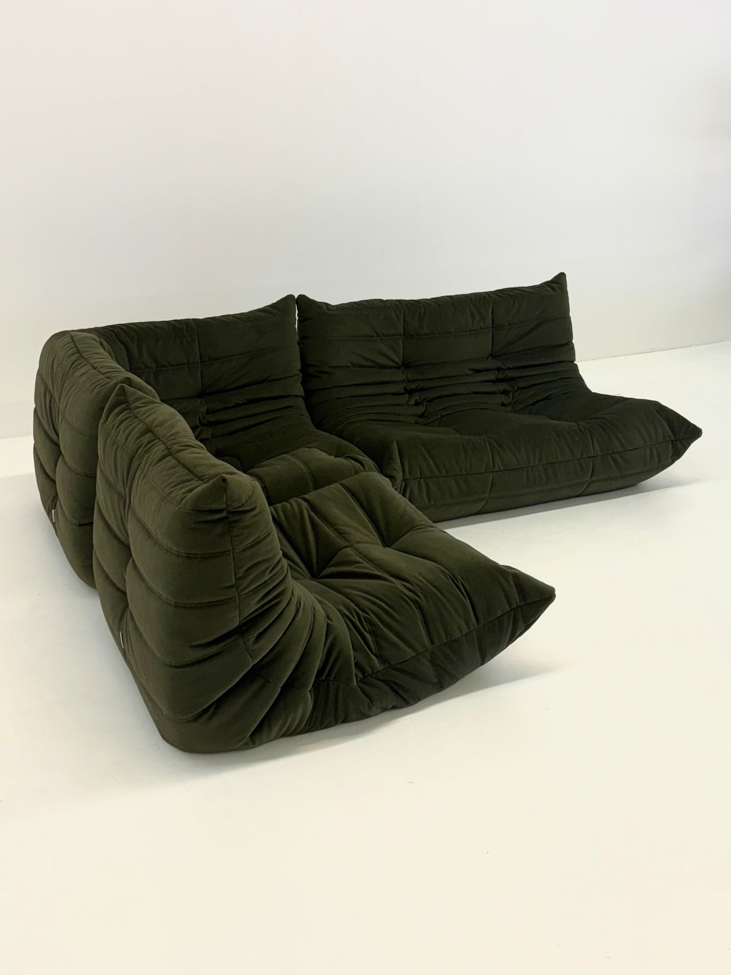 Ligne Roset Togo hoekelement 1-zit in donkergroen velvet
