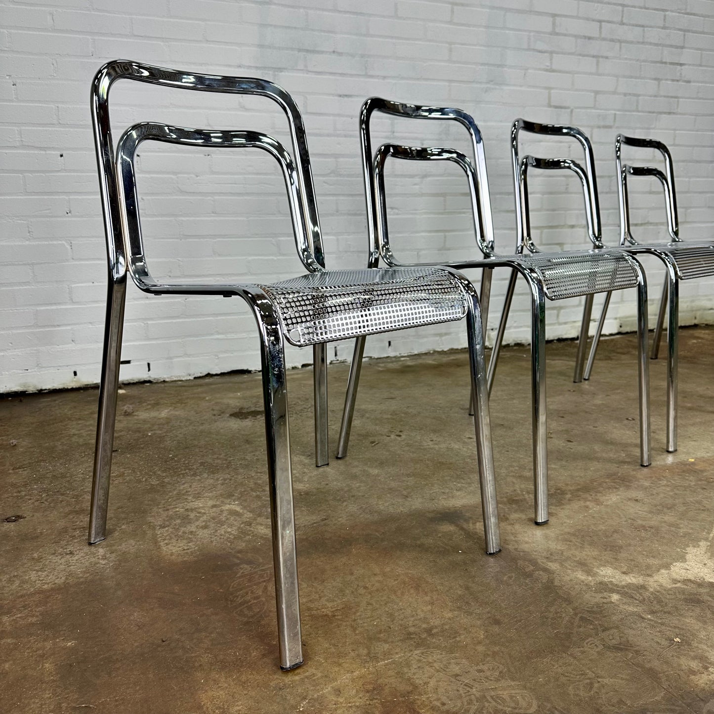Minimalist Italian Arrben chairs - set of 4