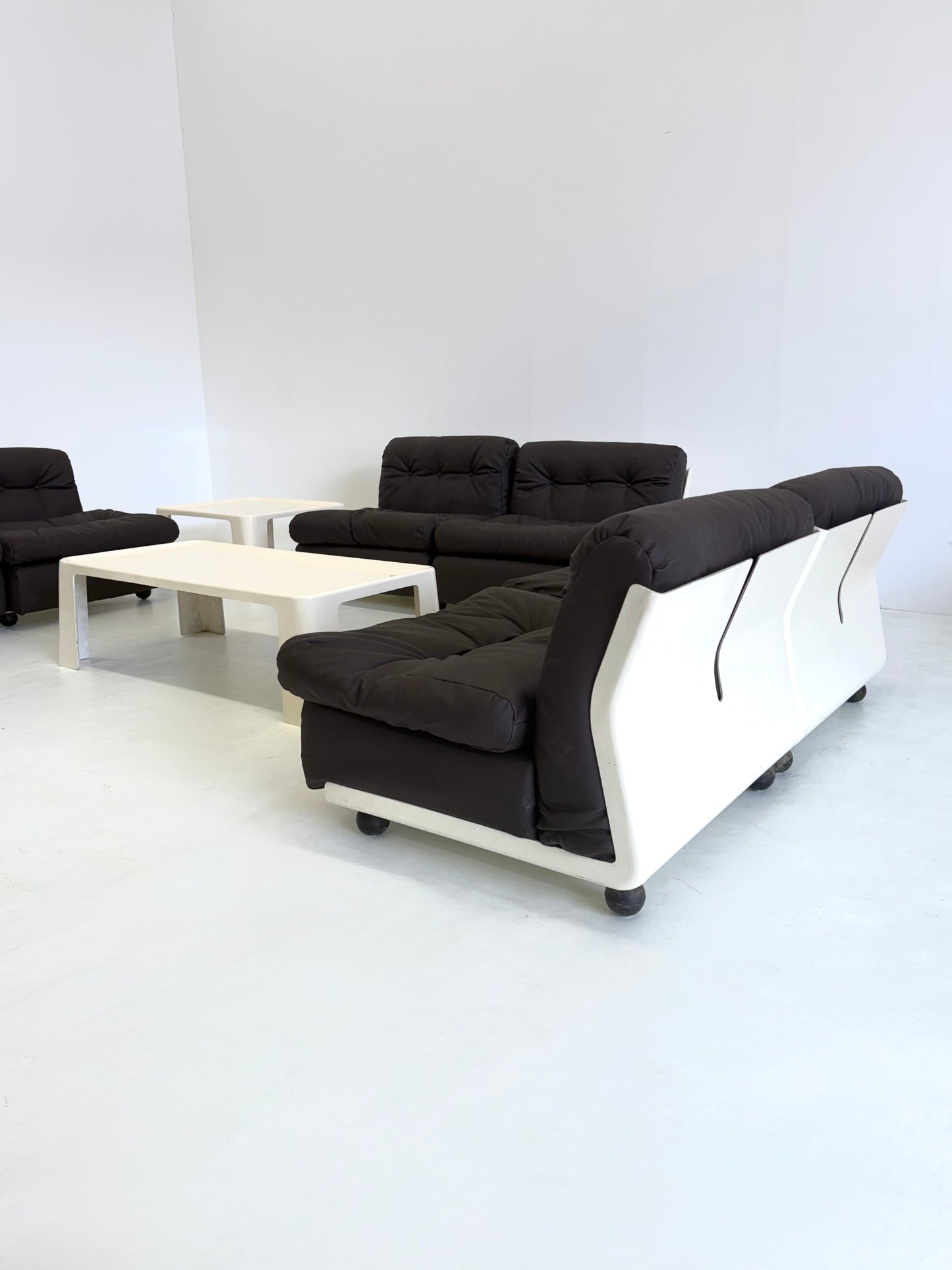 Amanta salontafel wit door Mario Bellini voor C&B Italia