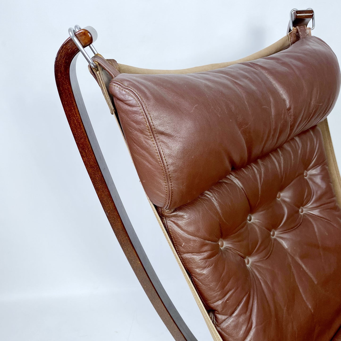 Scandinavische-Falcon-stoel-Sigurd-Ressel-Vatne-Mobler