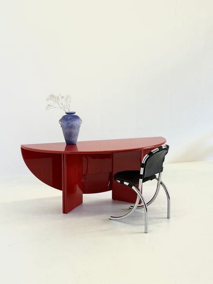 Antella eettafel / console tafel van Kazuhide Takahama voor Cassina in rood