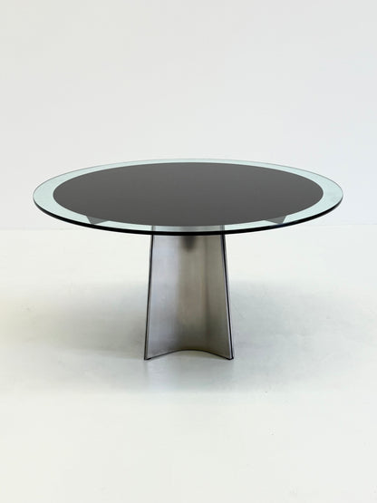UFO eettafel van Luigi Saccardo voor Arrmet