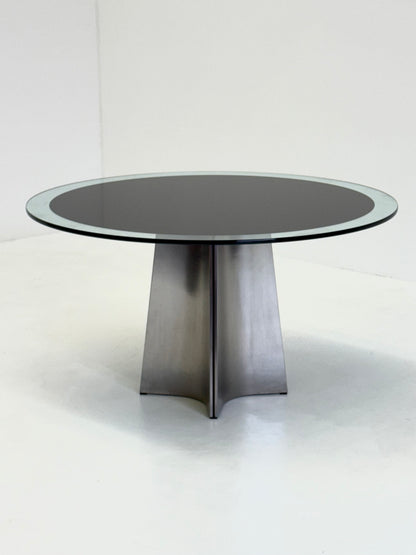 UFO eettafel van Luigi Saccardo voor Arrmet