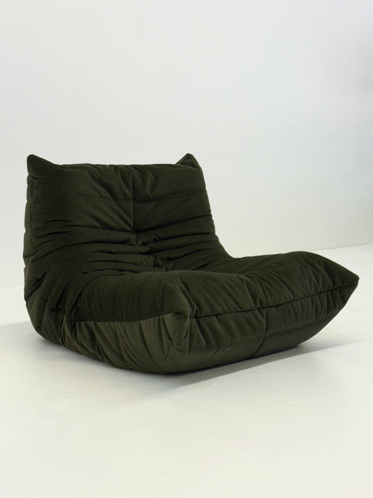Ligne Roset Togo 1-zits in donkergroen velvet