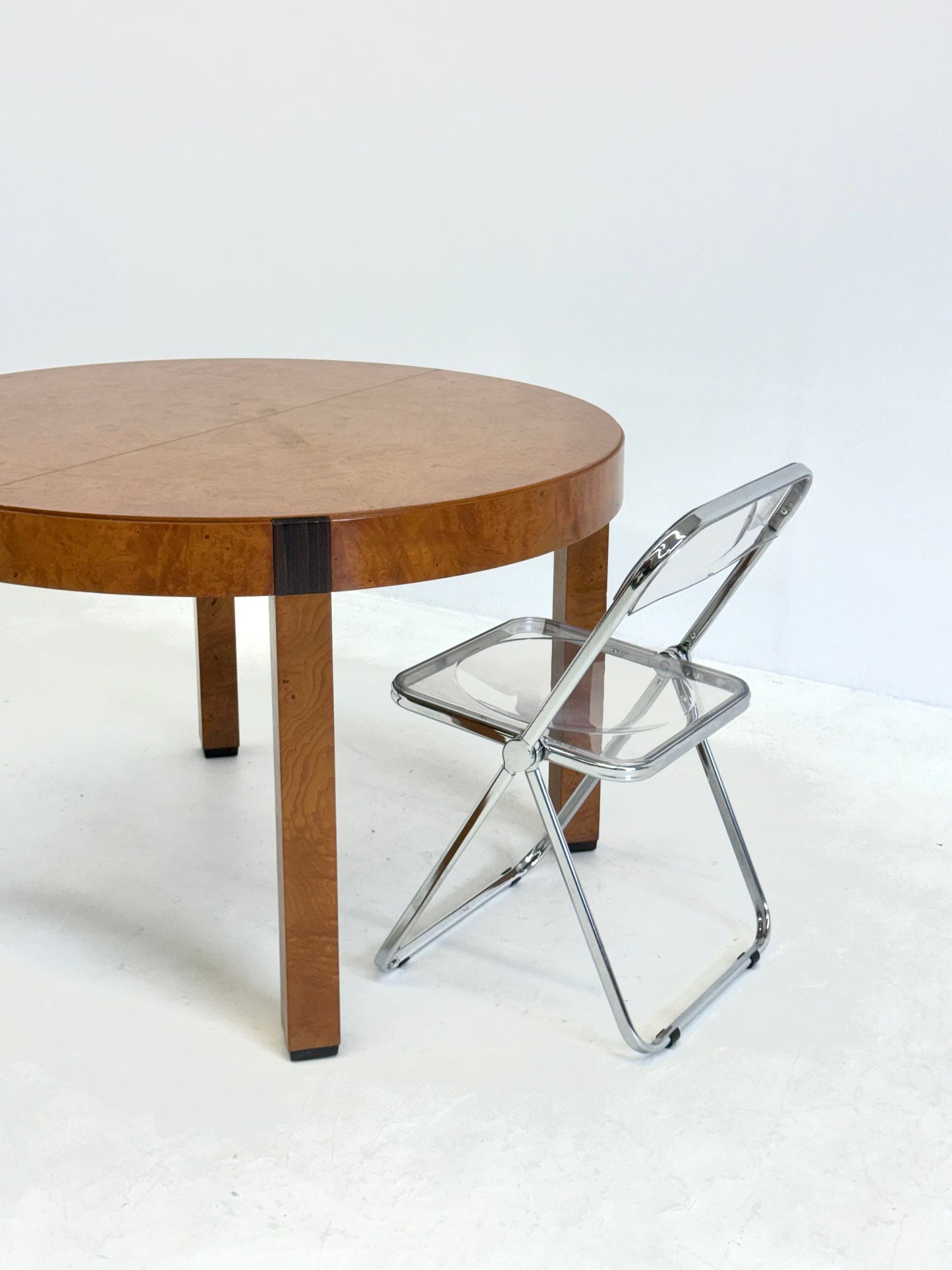 Vintage wortelhouten ronde eettafel van Grange