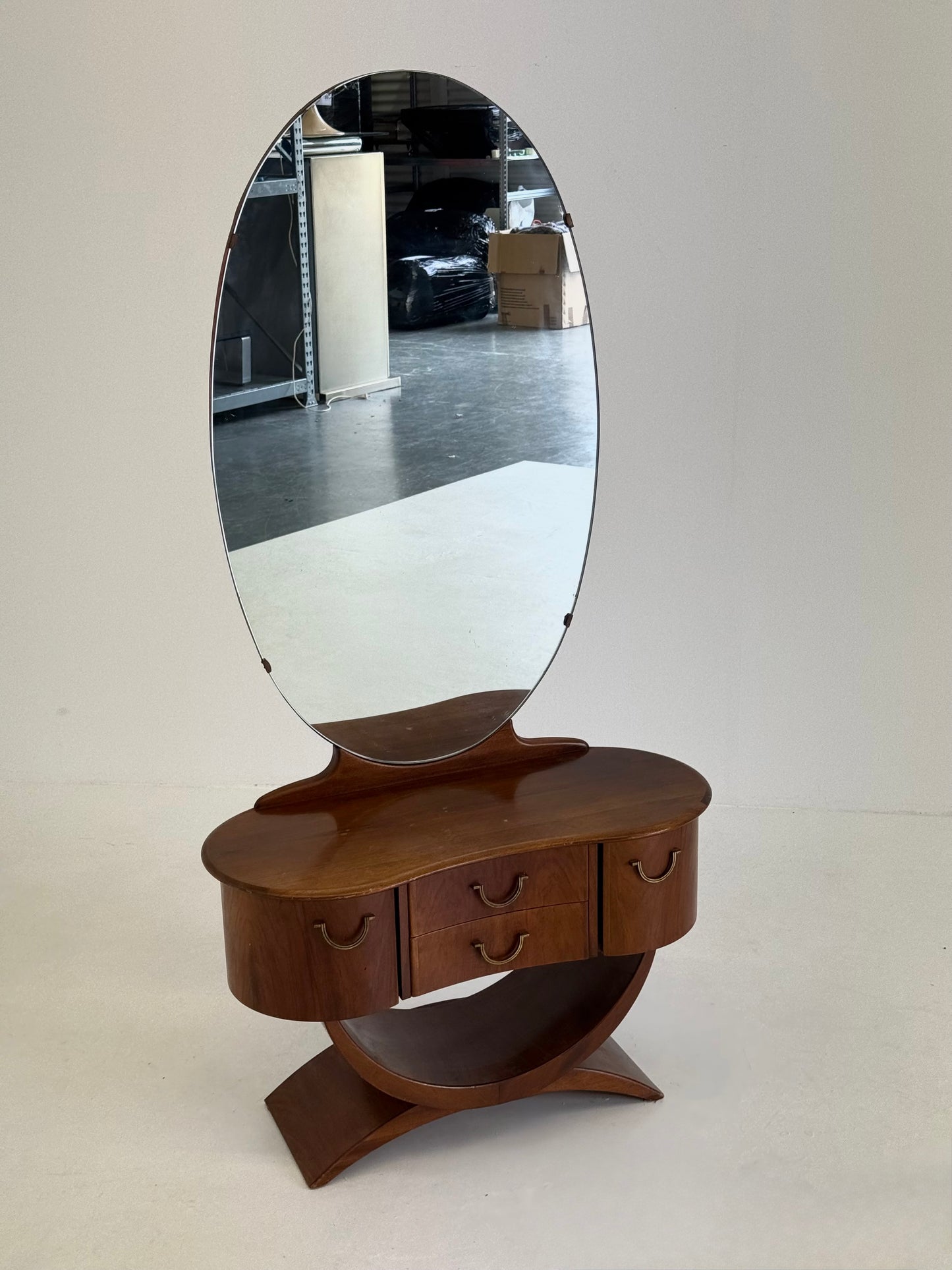 Art Deco Kaptafel van A A Patijn voor Zijlstra Joure uit de Jaren 30