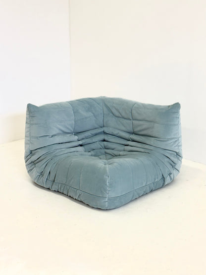 Ligne Roset Togo hoekelement 1-zit in lichtblauw