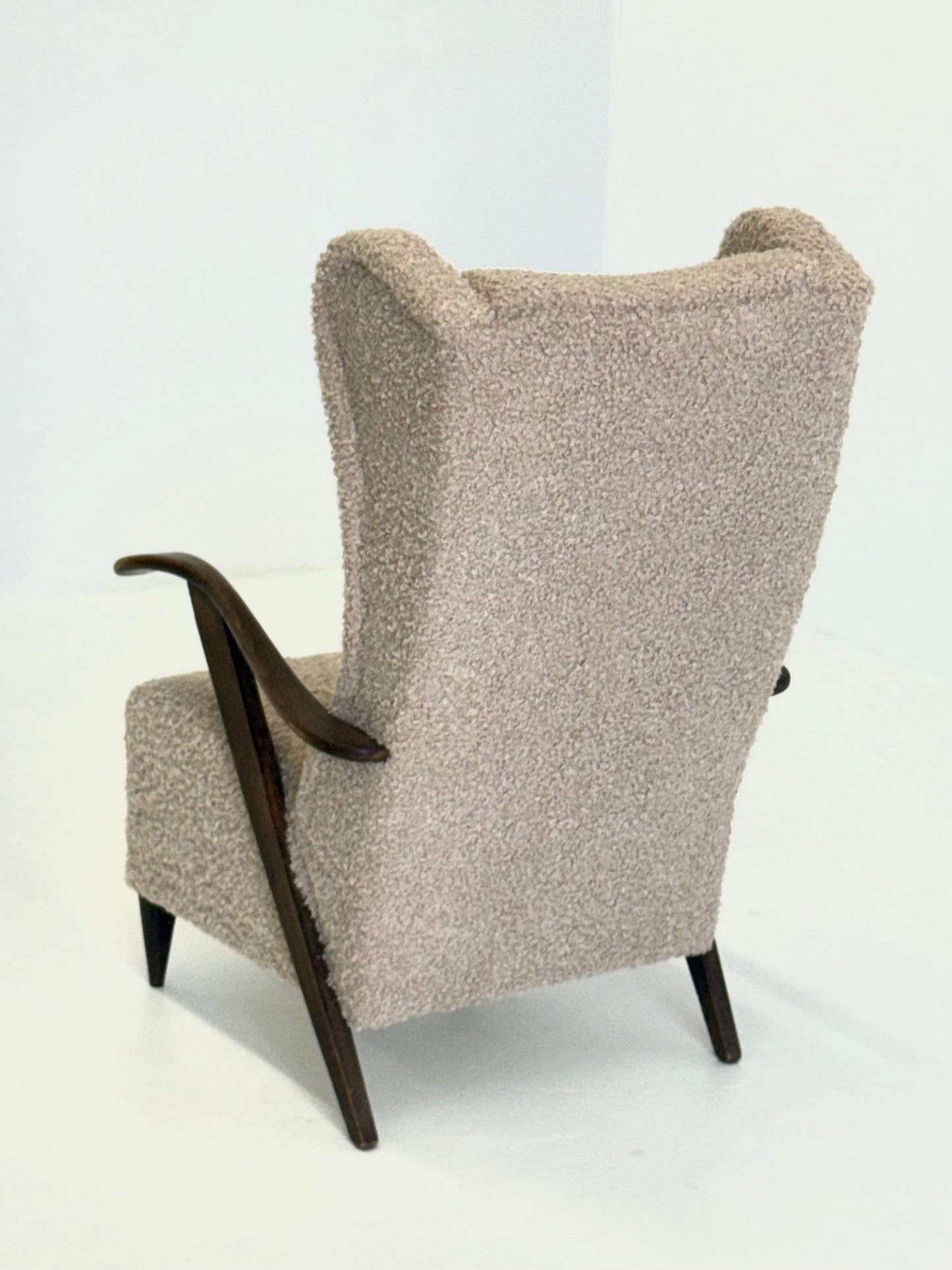 Melchiorre Bega Fauteuil in beige bouclé
