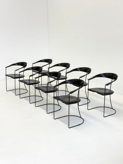 Set van 8 Vintage Arrben Ursala eetkamerstoelen in zwart leer