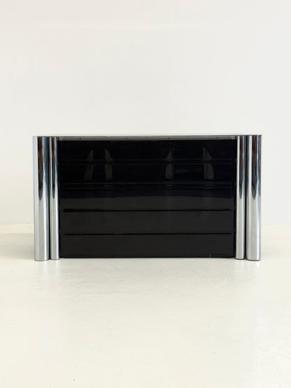 Zwart dressoir van Antonello Mosca voor Cinova