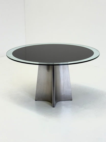 UFO eettafel van Luigi Saccardo voor Arrmet