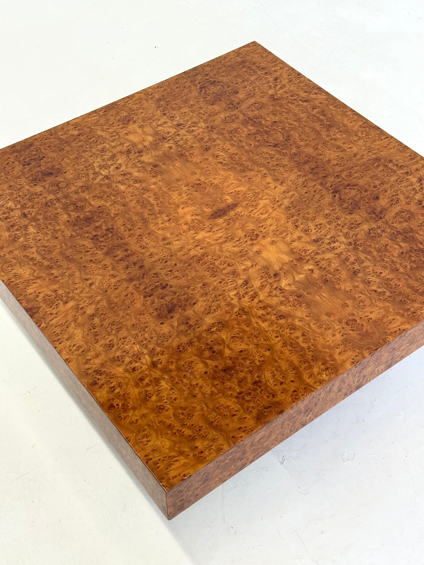 Vierkante salontafel van Fratelli Turri met wortelhout