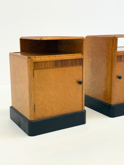Set van 2 Art Deco nachtkastjes in wortel esdoornfineer