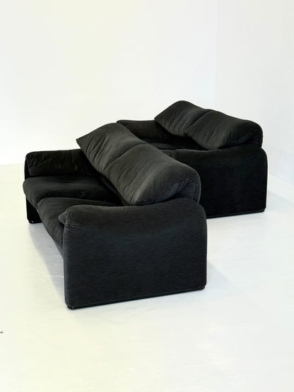 Cassina Maralunga 2-zits zwart grijs door Vico Magistretti