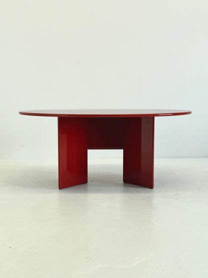 Antella eettafel / console tafel van Kazuhide Takahama voor Cassina in rood