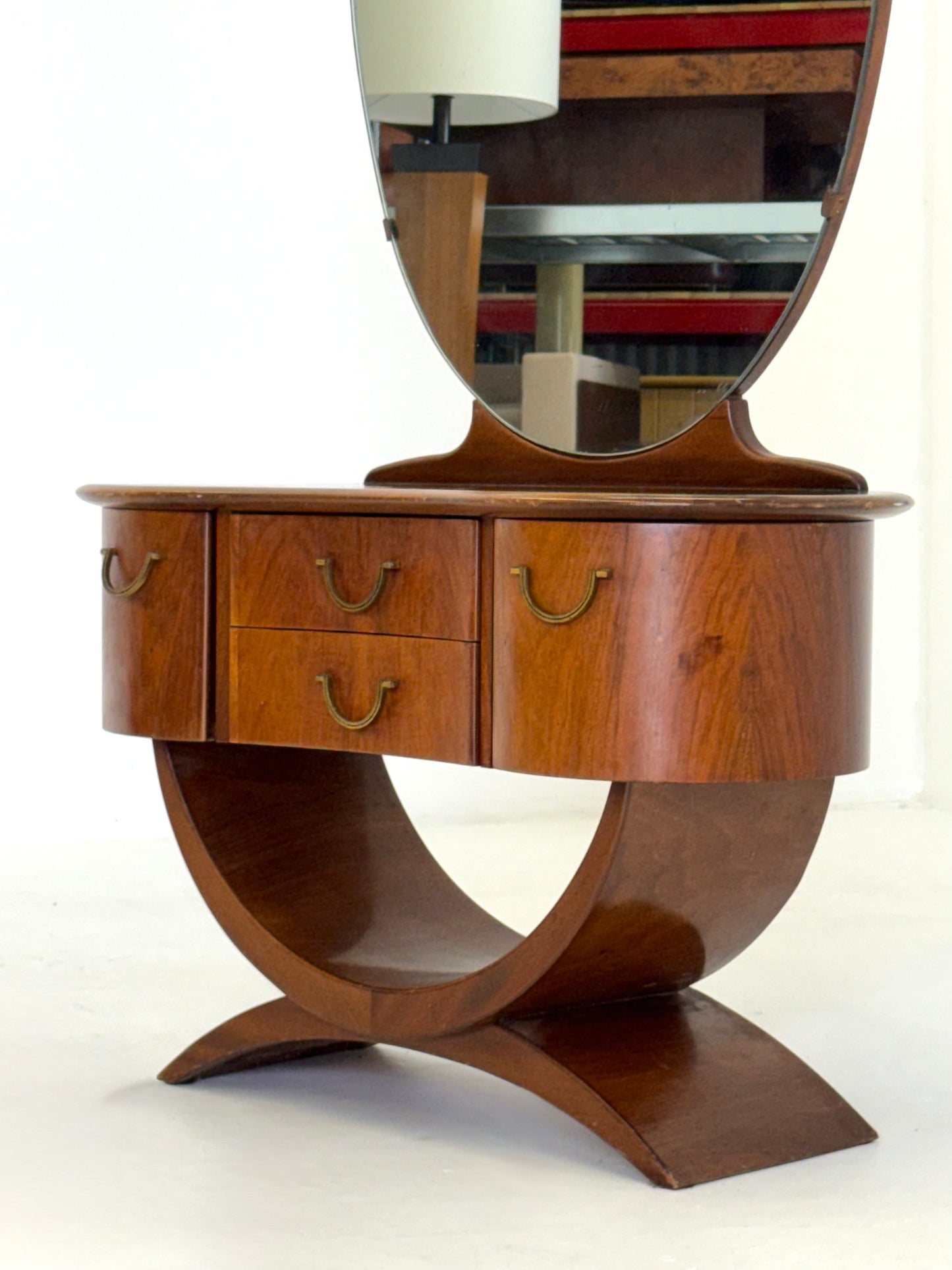 Art Deco Kaptafel van A A Patijn voor Zijlstra Joure uit de Jaren 30