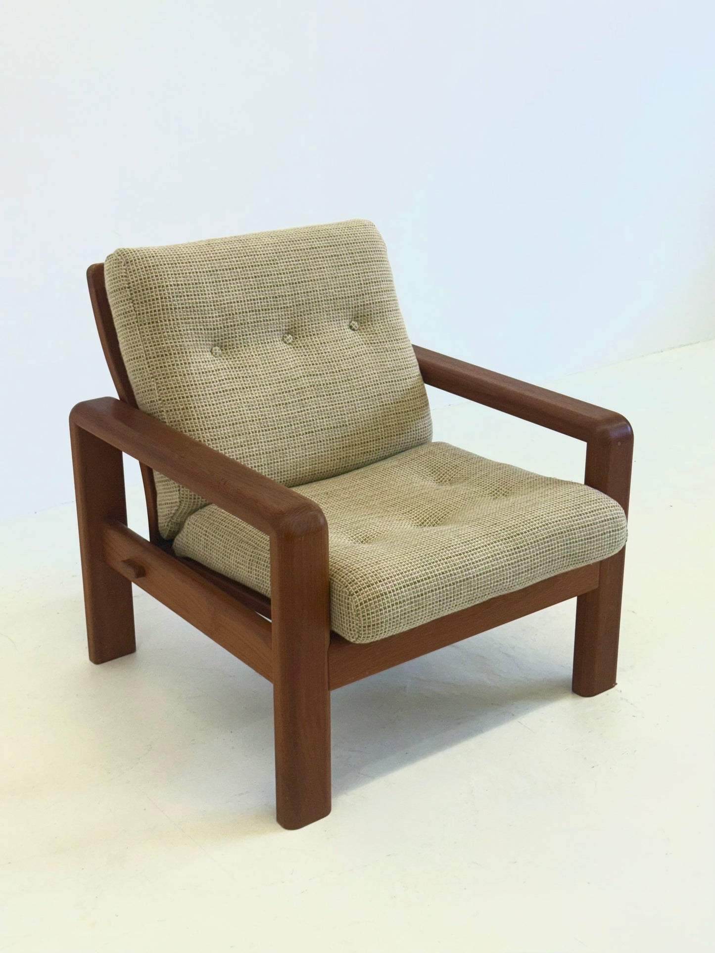 Deense fauteuil van EMC Møbler