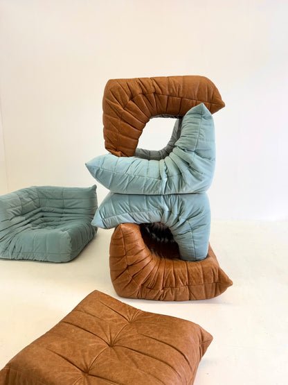 Ligne Roset Togo 2-zits in lichtblauw