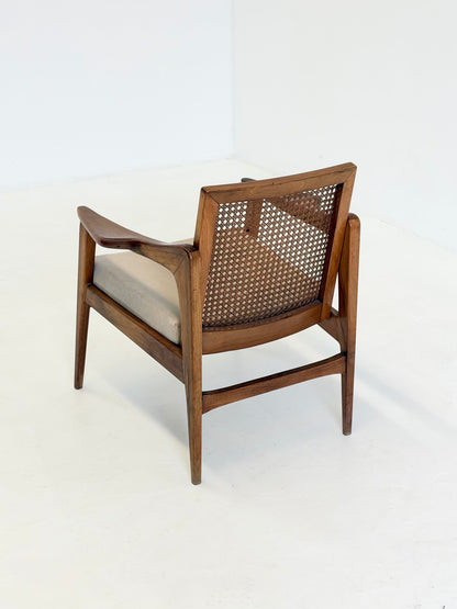 Mid Century Fauteuils van Notenhout en Rotan met Mohair