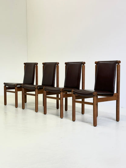 Set Tapiovaara eetkamerstoelen van La Permanente Cantù