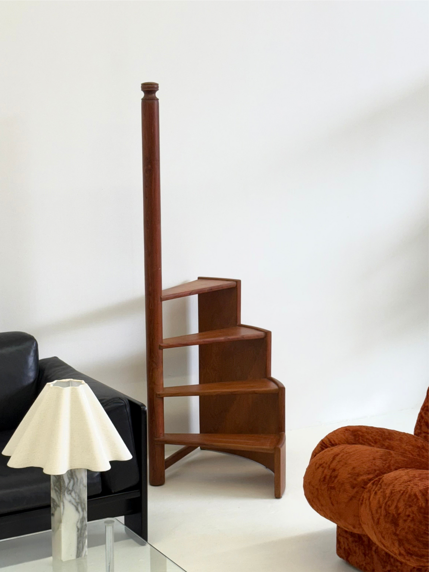 Vintage teak bibliotheektrap van Franco Albini