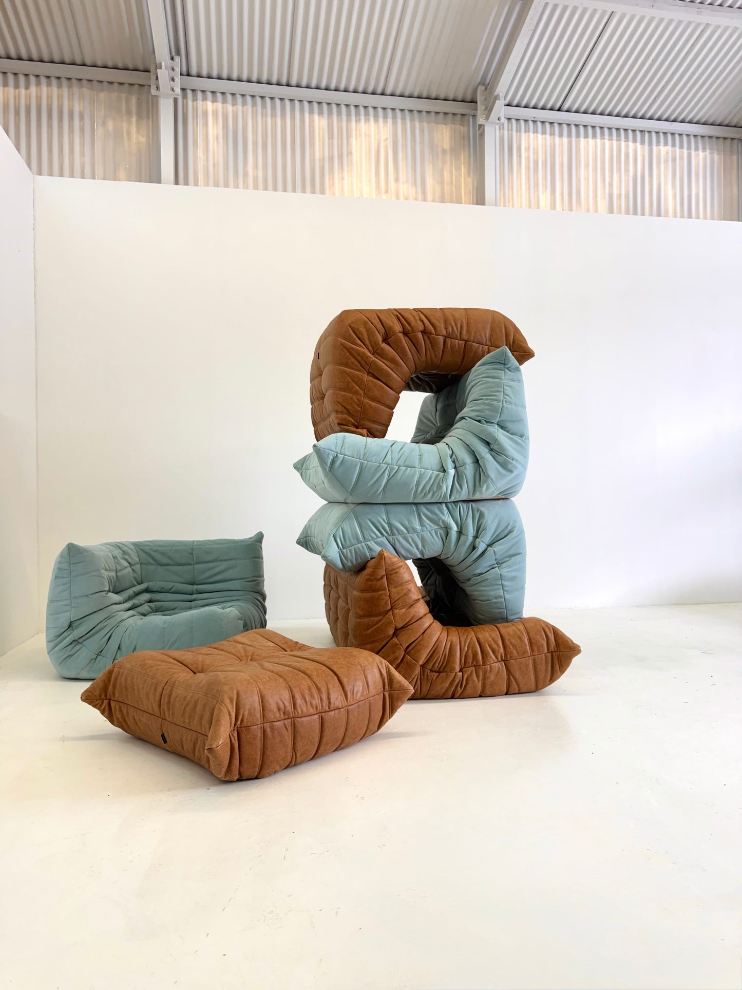 Ligne Roset Togo hoekelement 1-zit in lichtblauw