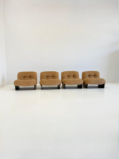 Vier modulaire fauteuils door Giuseppe Munari voor Poltrona Munari