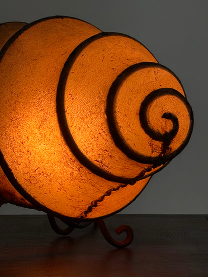 Vintage Rawhide Swirl Tafellamp met Organische Vormgeving