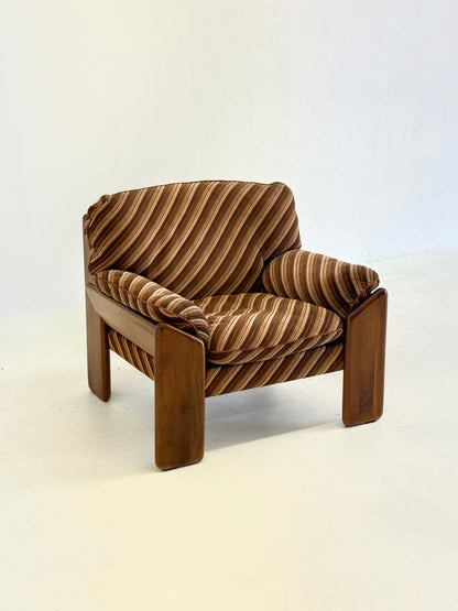 Sapporo fauteuil van Mario Marenco voor Mobil Girgi gestreept