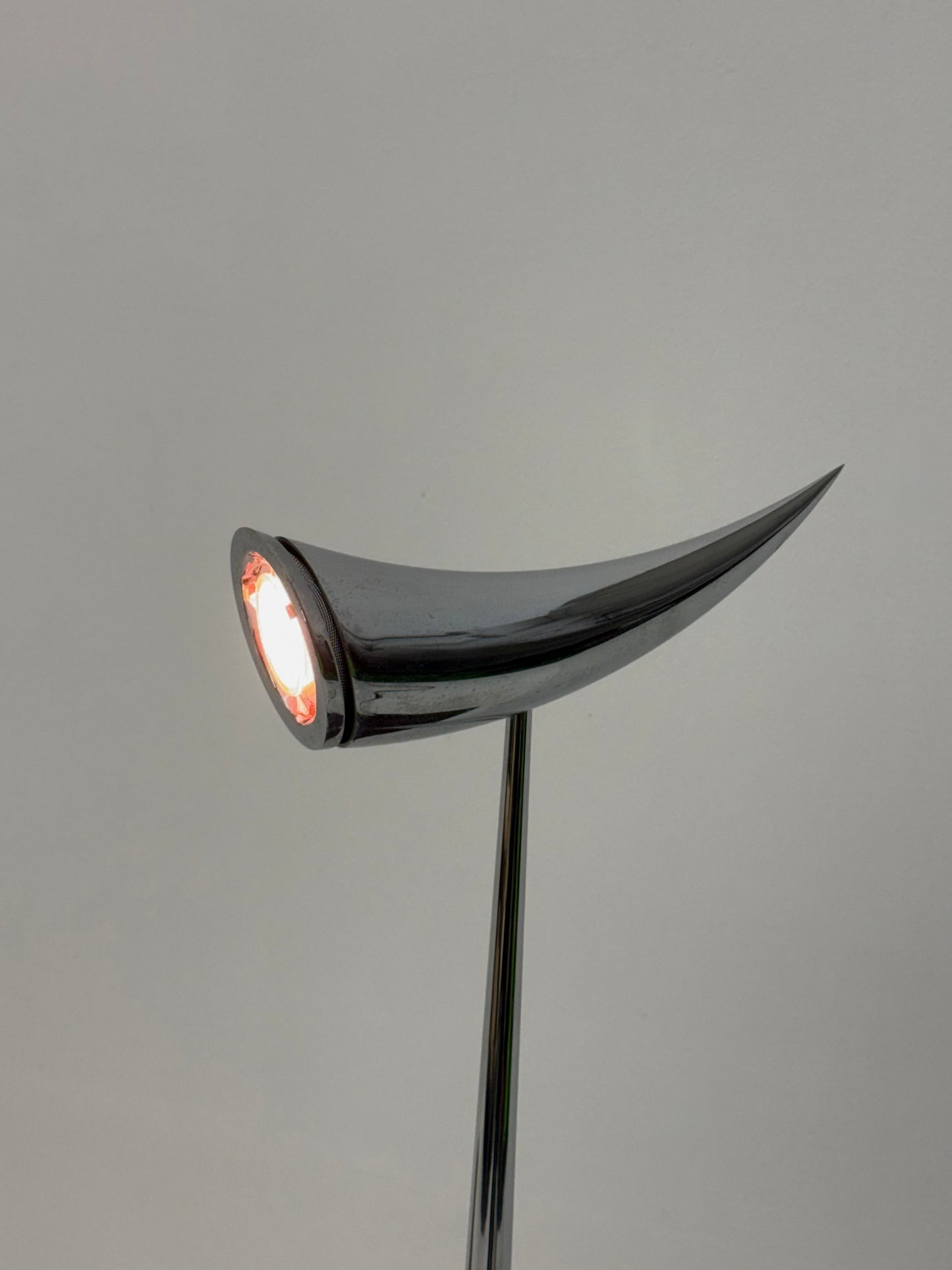 Ara tafellamp van Philippe Starck voor Flos 1988