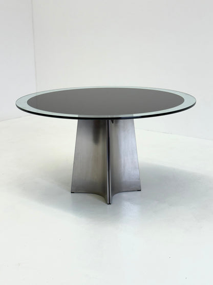 UFO eettafel van Luigi Saccardo voor Arrmet