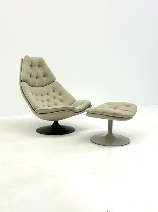 Artifort F588 loungestoel met hocker  door Geoffrey Harcourt
