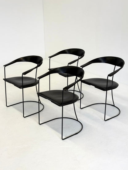 Set van 8 Vintage Arrben Ursala eetkamerstoelen in zwart leer