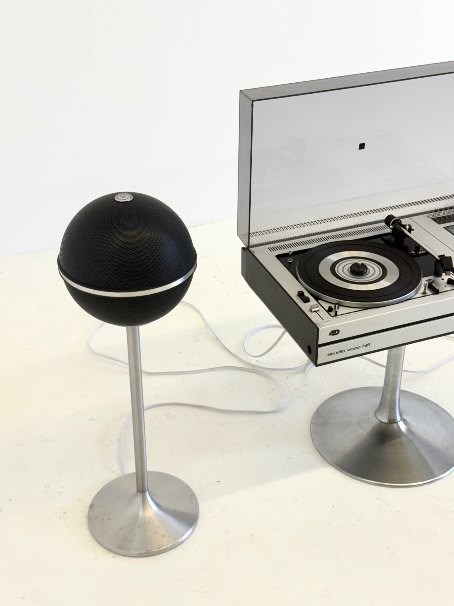 Grundig Studio 2000 Stereo Hi-Fi met Audiorama speakers 1