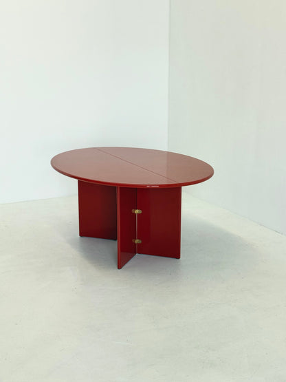 Antella eettafel / console tafel van Kazuhide Takahama voor Cassina in rood