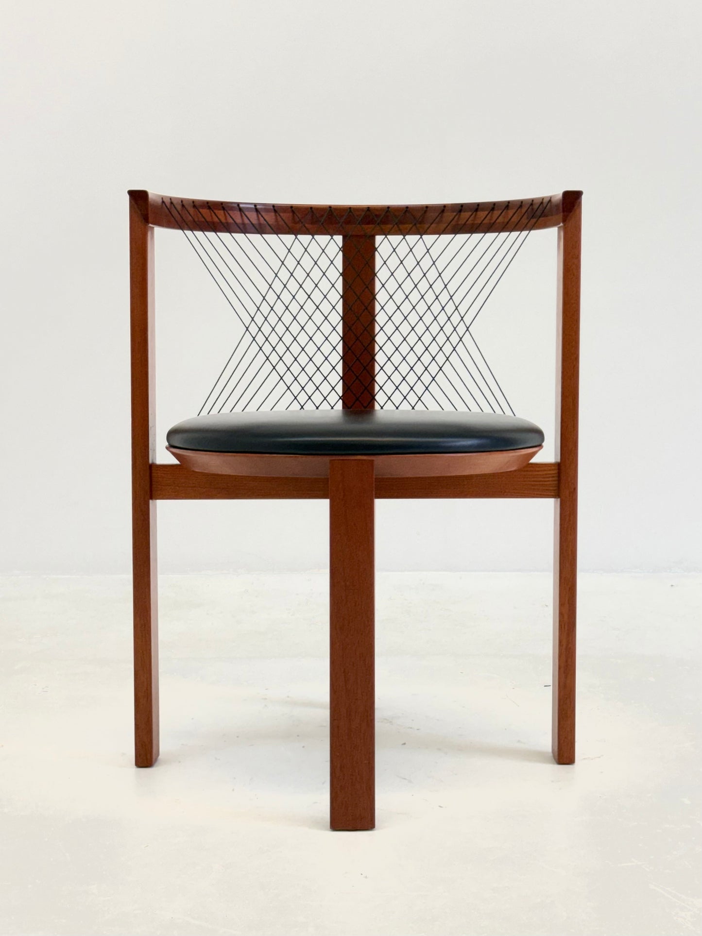 Set Tranekær String stoelen door Niels Jørgen Haugesen