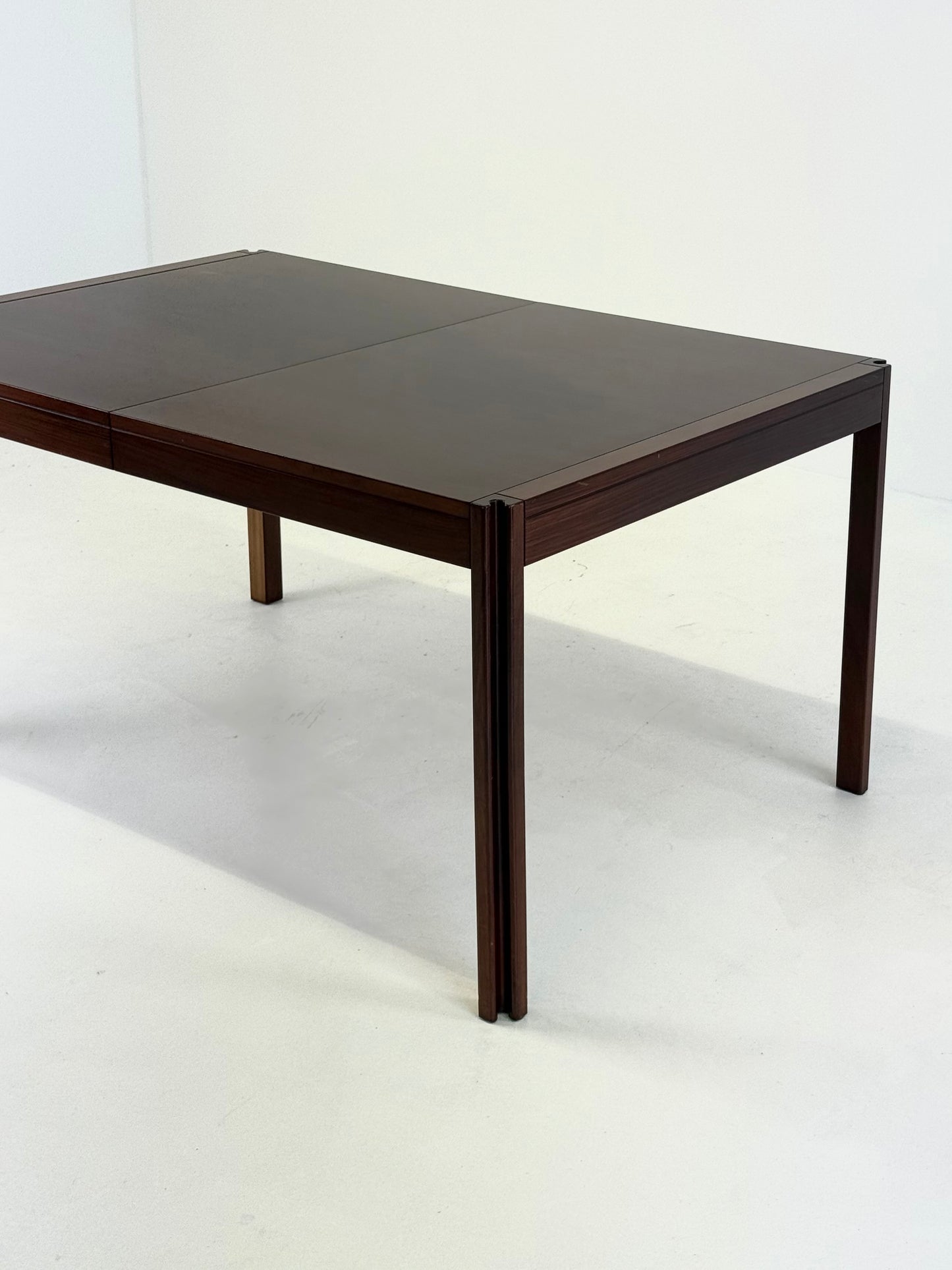 4D houten vintage eettafel door Angelo Mangiarotti voor Molteni