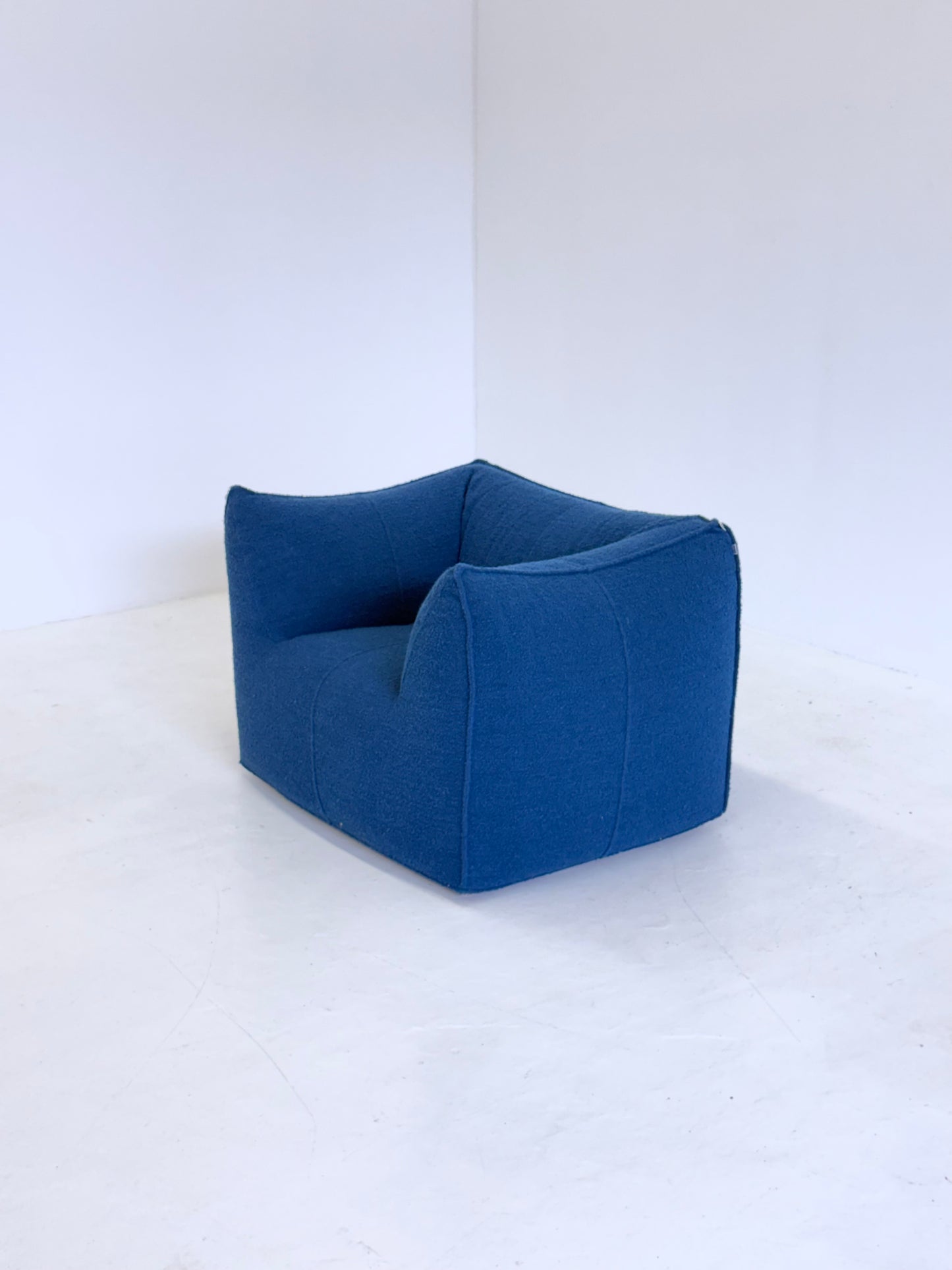 Le Bambole fauteuil van Mario Bellini voor B&B Italia