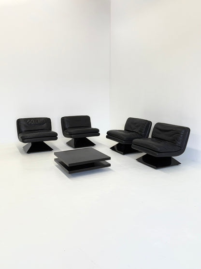 Set van vier Hans von Klier fauteuils met salontafel voor Giuseppe Rossi di Albizzate