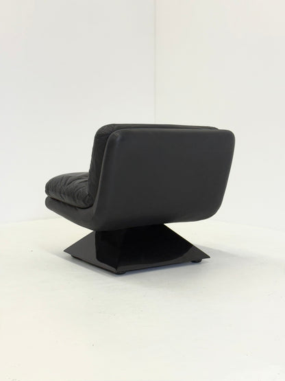 Set van vier Hans von Klier fauteuils met salontafel voor Giuseppe Rossi di Albizzate