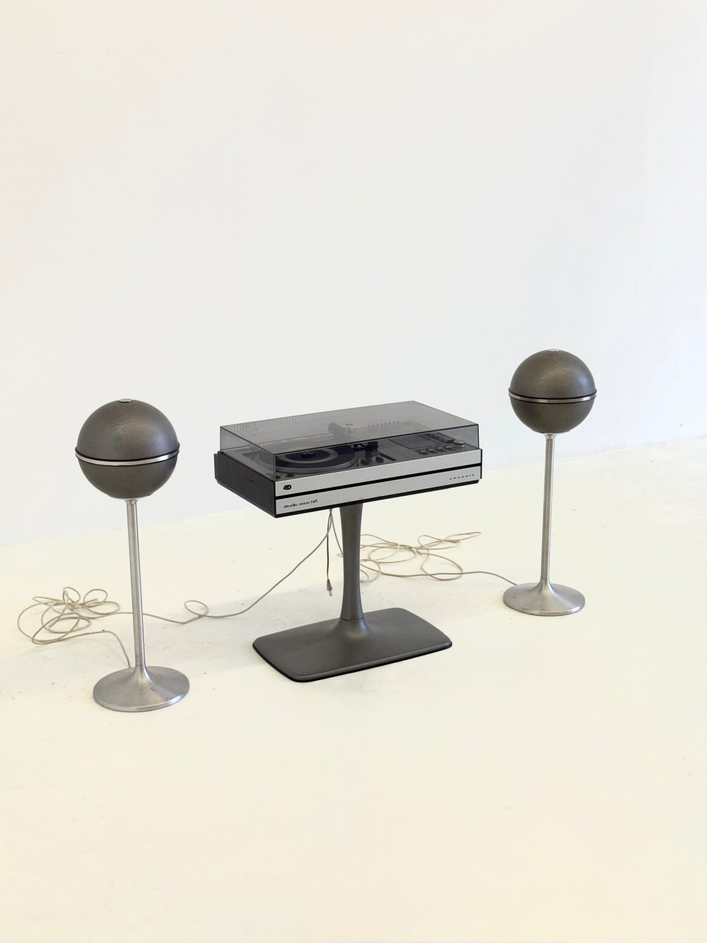 Grundig Studio 2000 Stereo Hi-Fi met Audiorama speakers 2