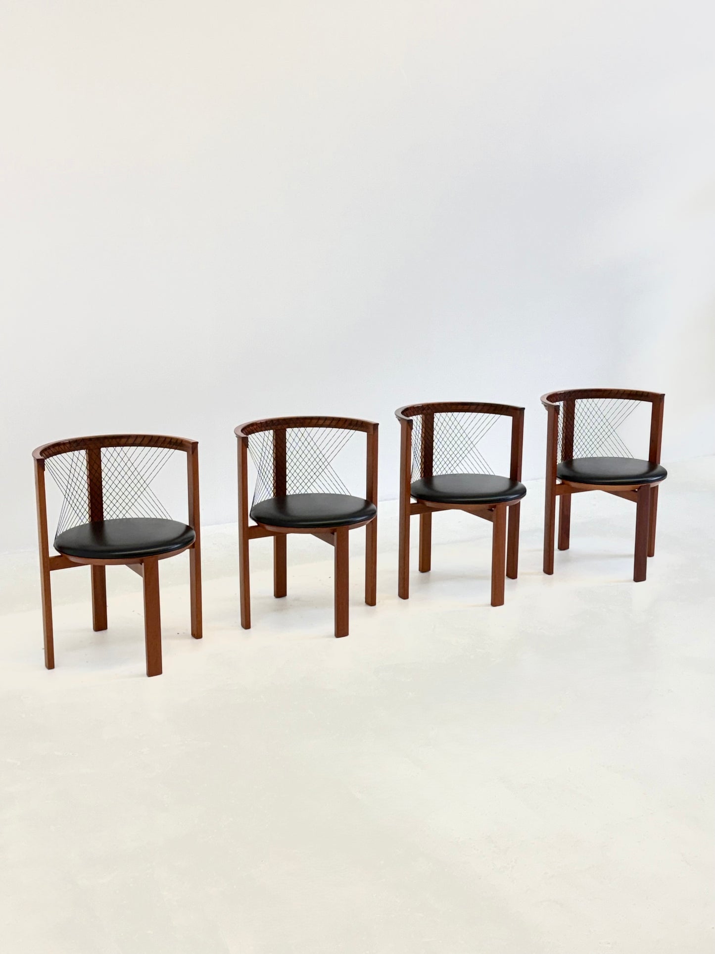 Set Tranekær String stoelen door Niels Jørgen Haugesen