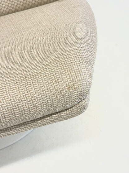 Artifort F511 fauteuil in crème