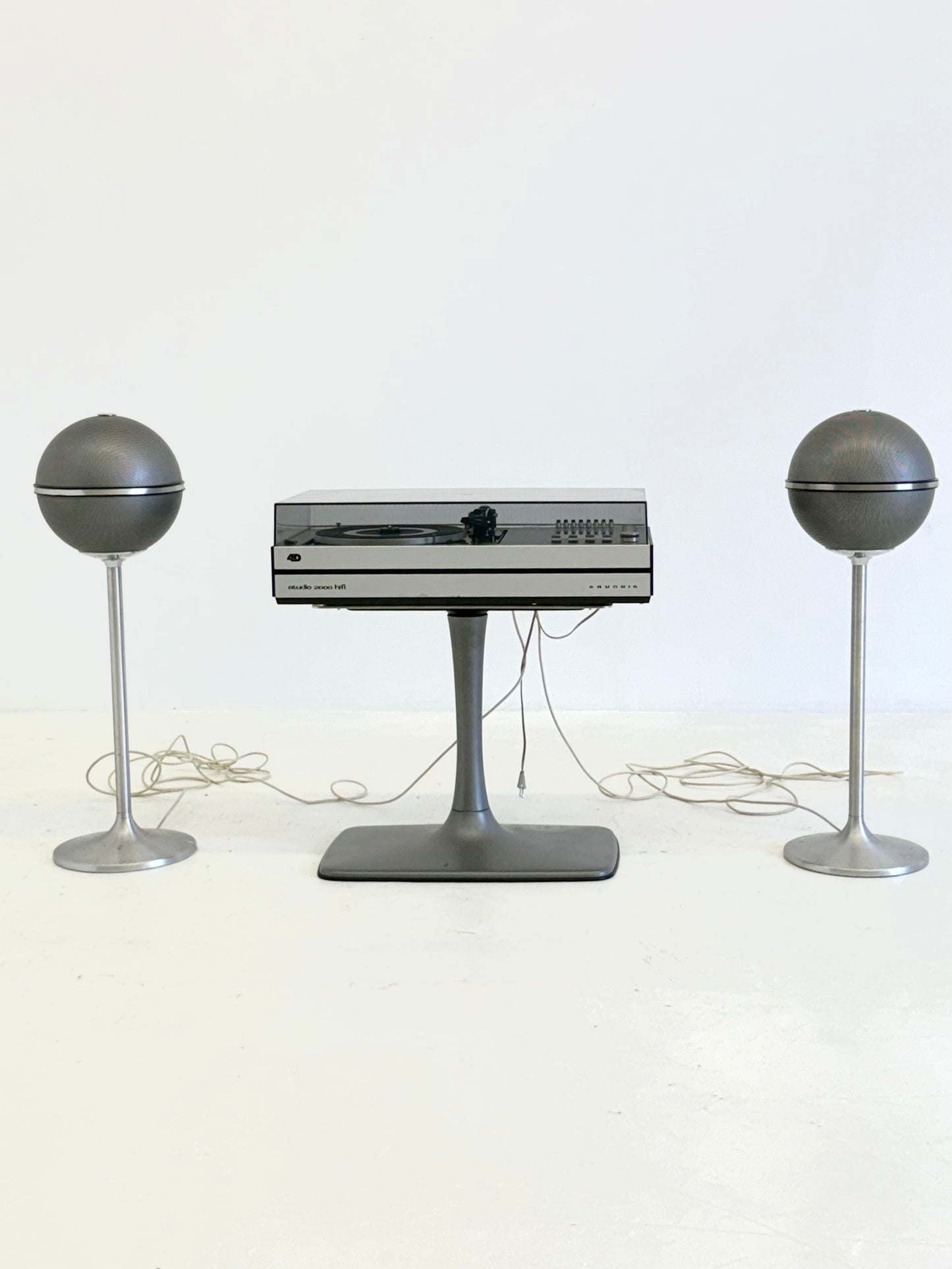 Grundig Studio 2000 Stereo Hi-Fi met Audiorama speakers 2