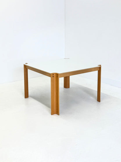 Strip eettafel van Gijs Bakker voor Castelijn